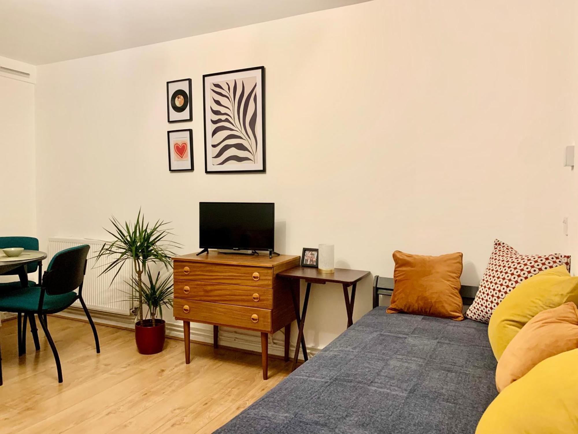 Finsbury Park Zone 2 - 10 Minutes To London